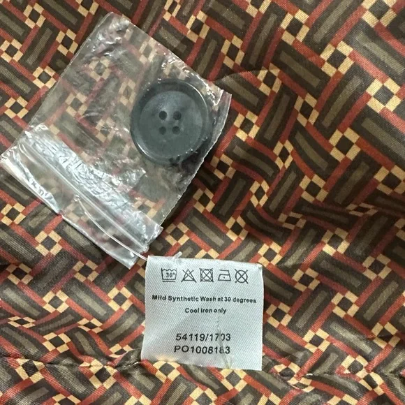 NWT Harry Brown London Salmon Coat in a size Small - Picture 7 of 7